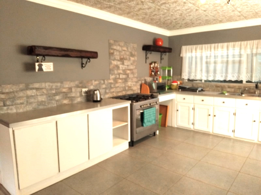 4 Bedroom Property for Sale in Riversdale Western Cape
